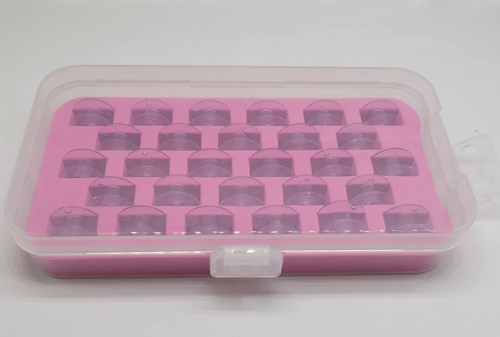 Image de Boîte avec Pfaff cannettes en plastique K (28mcx)
