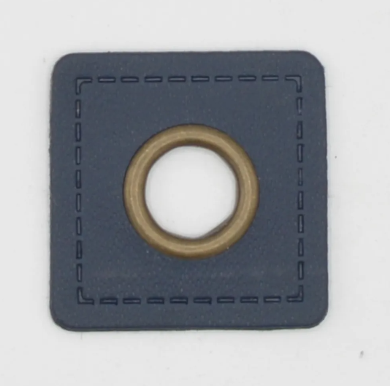 Image de 2 Œillets 9 mm sur cuir - Bleu marin