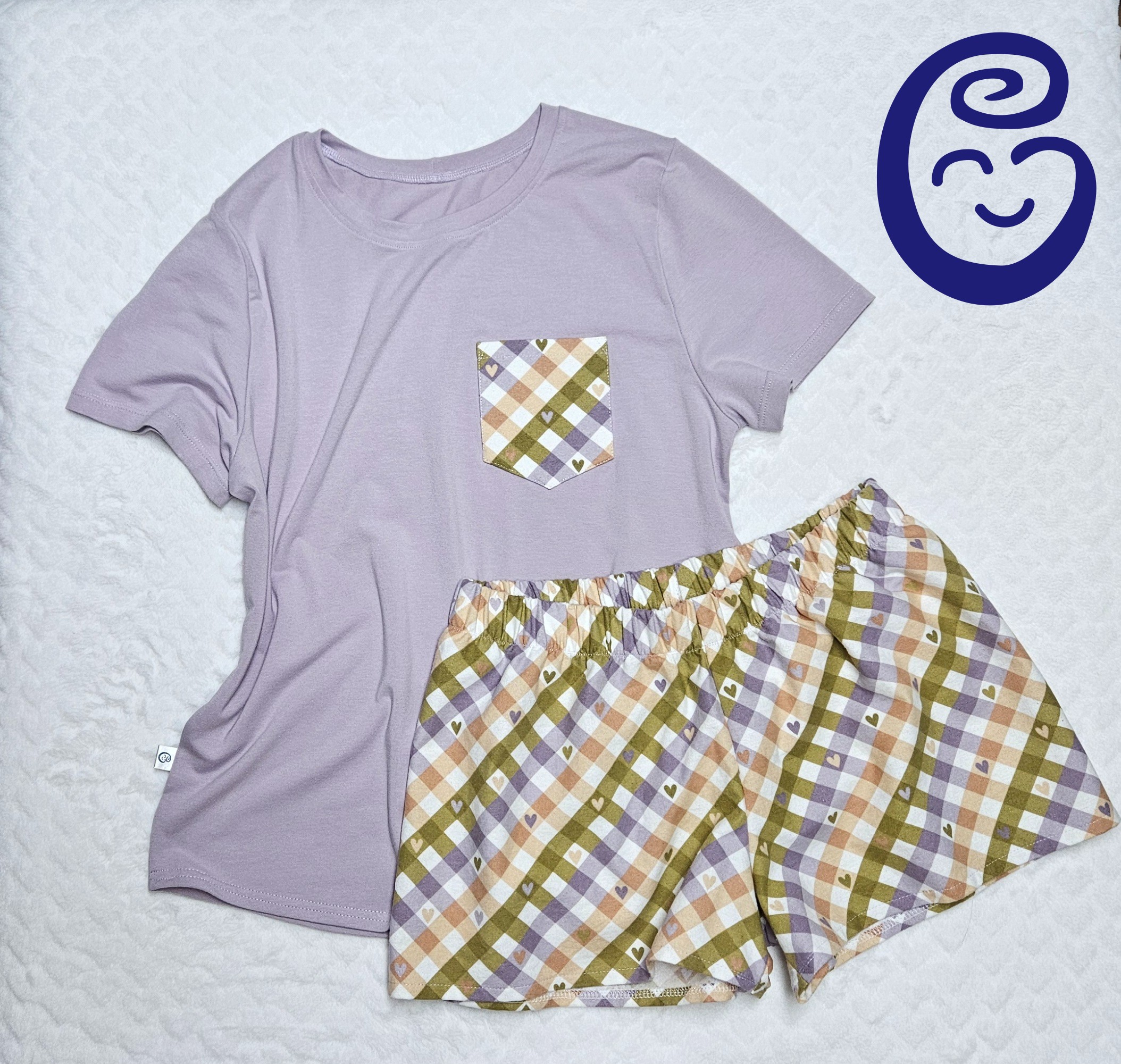 Image de Petit Gema : Pyjama Femme Coeur printemps / Moyen