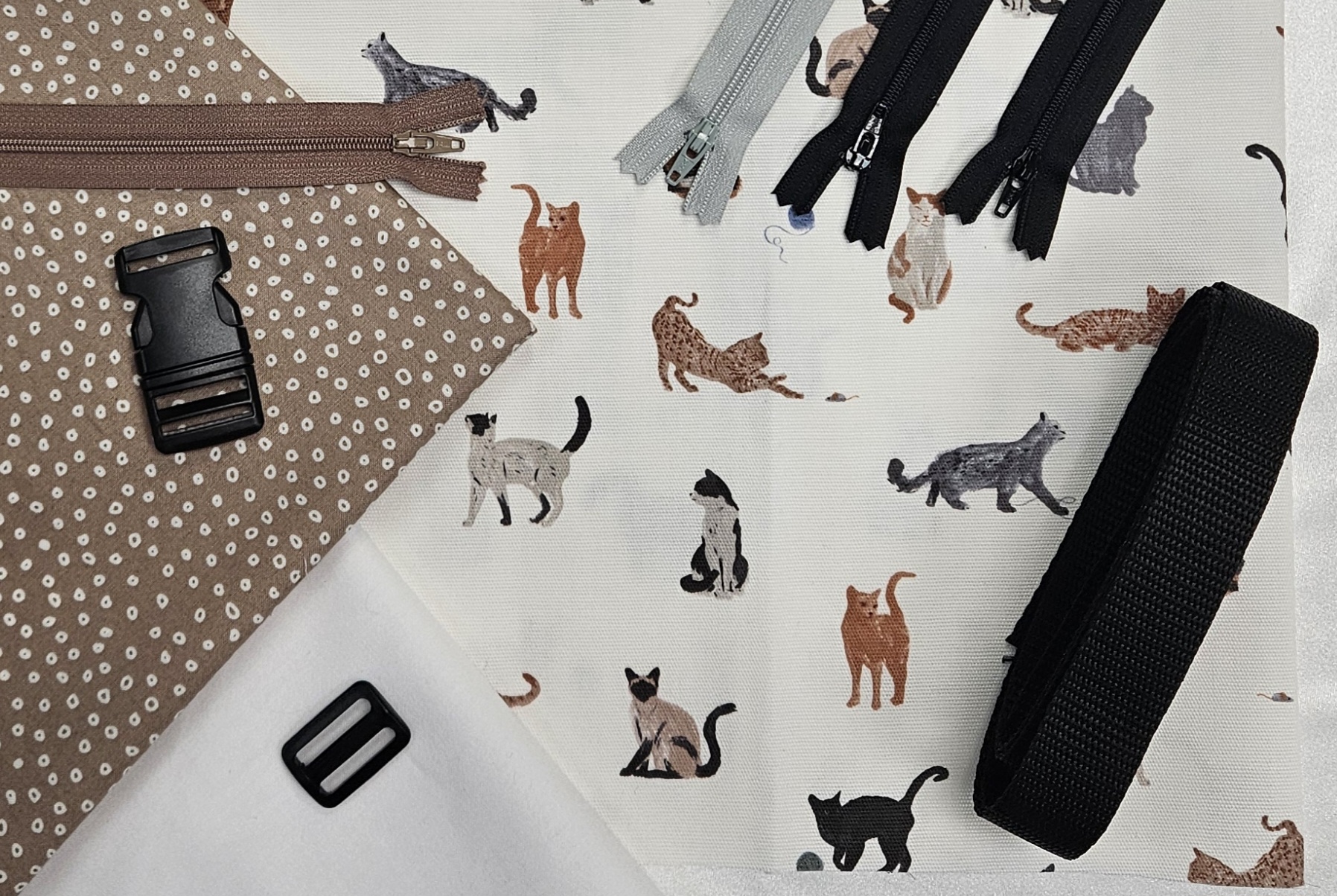 Image de Ensemble #2 - Sac Banane Aude couture / Chats