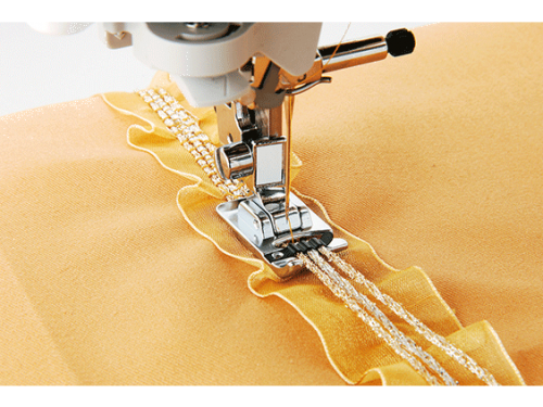 Image de BROTHER Pied guide 3 cordonnets 7mm (SA110)